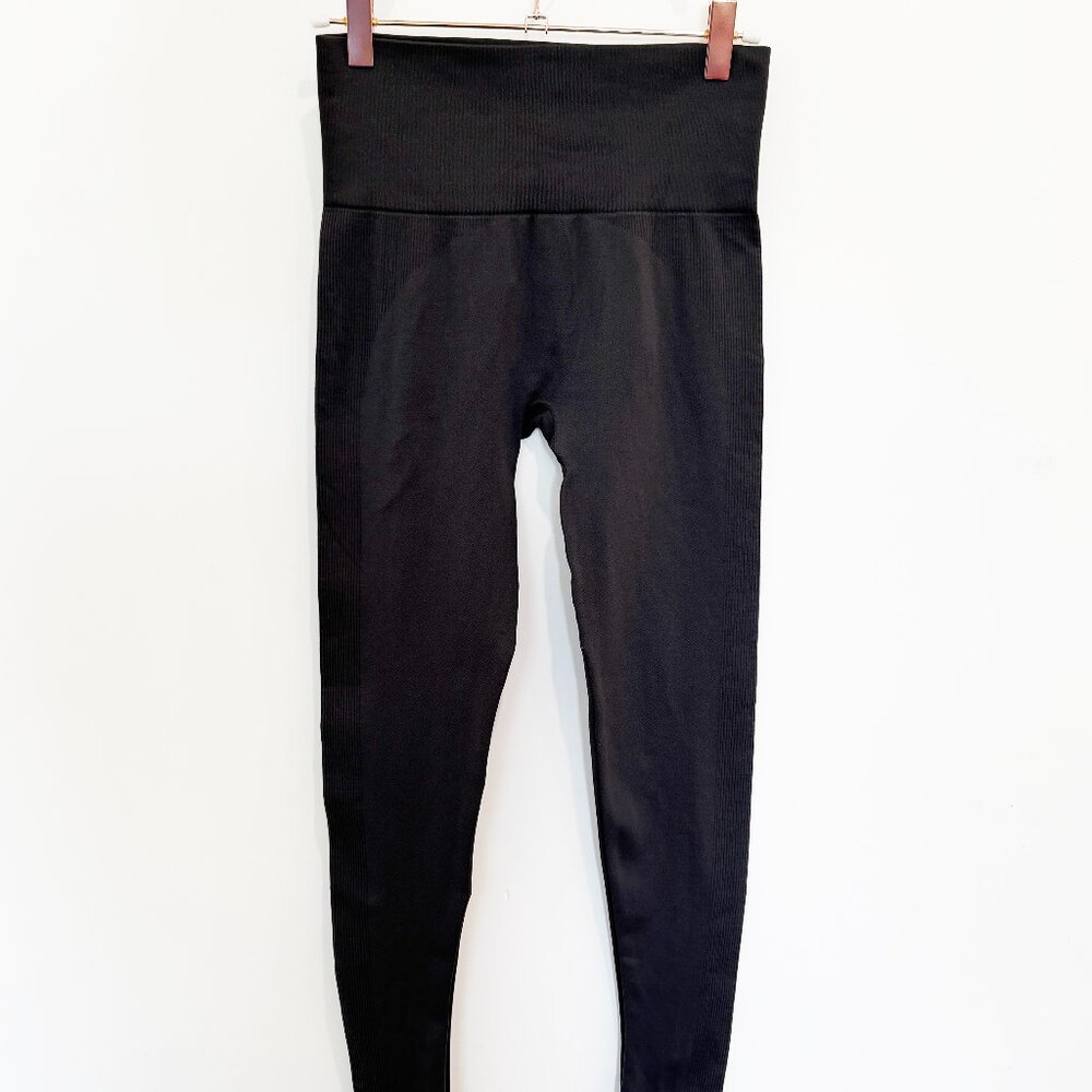 SET Active High Rise Leggings size small